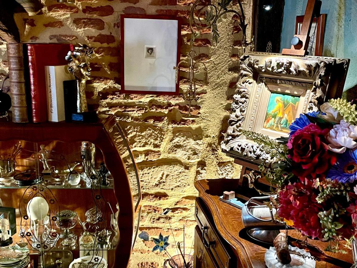 Le Colombier De Cyrano Et Roxane Bed and Breakfast Bergerac Buitenkant foto