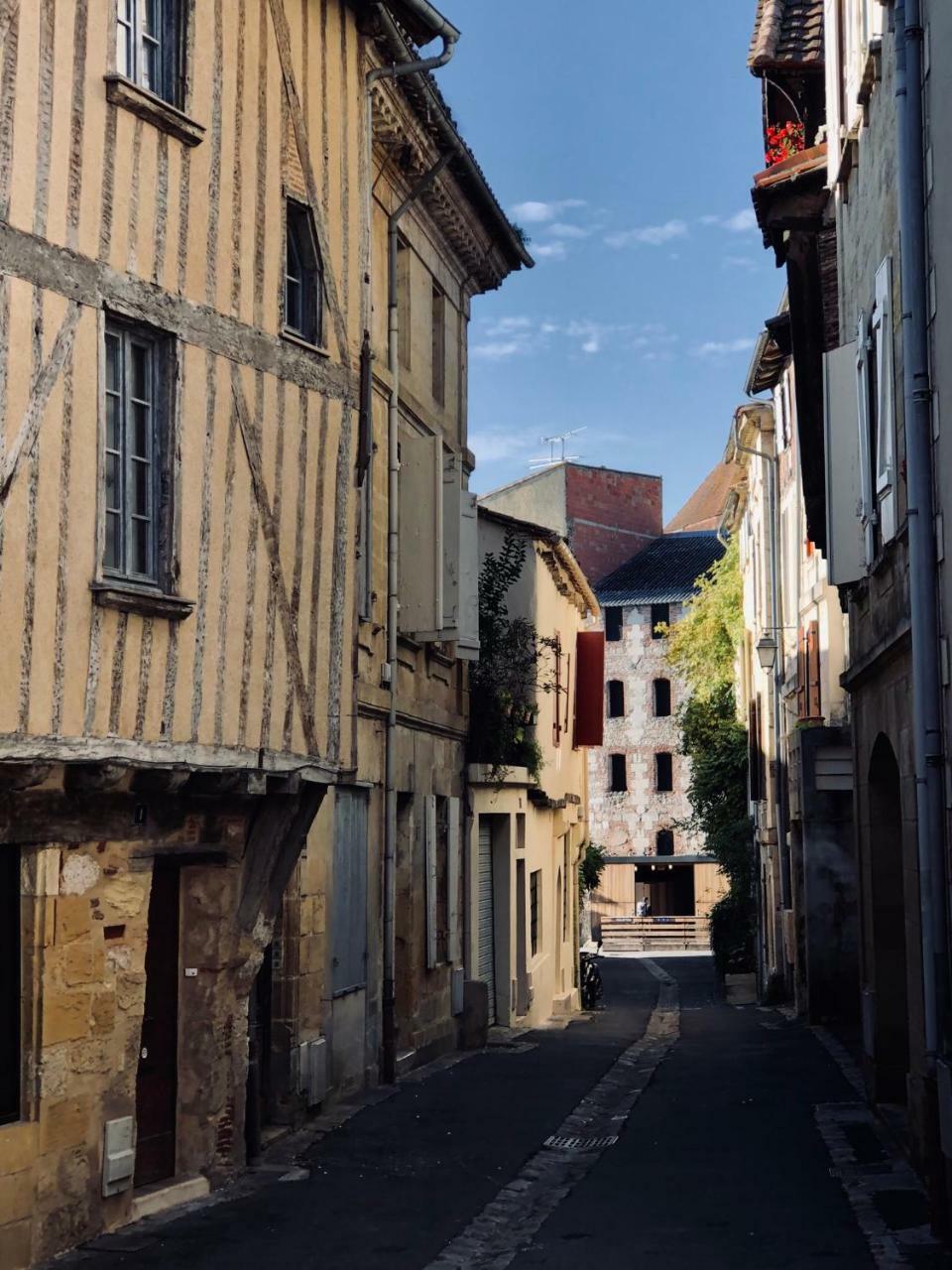 Le Colombier De Cyrano Et Roxane Bed and Breakfast Bergerac Buitenkant foto